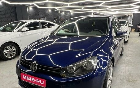 Volkswagen Golf VI, 2012 год, 850 000 рублей, 1 фотография