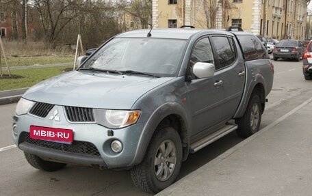 Mitsubishi L200 IV рестайлинг, 2007 год, 600 000 рублей, 1 фотография