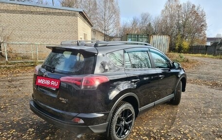 Toyota RAV4, 2019 год, 3 450 000 рублей, 8 фотография