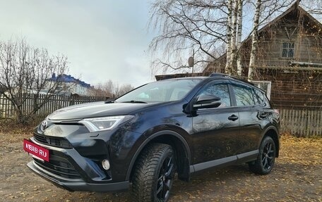 Toyota RAV4, 2019 год, 3 450 000 рублей, 6 фотография