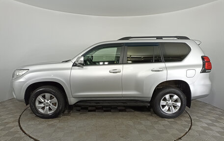 Toyota Land Cruiser Prado 150 рестайлинг 2, 2018 год, 6 053 000 рублей, 8 фотография