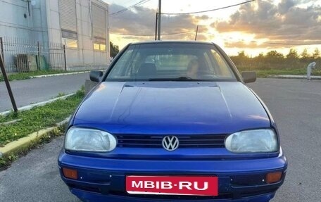 Volkswagen Golf III, 1994 год, 135 000 рублей, 1 фотография