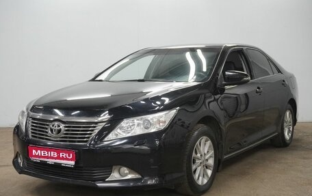 Toyota Camry, 2013 год, 1 890 000 рублей, 1 фотография