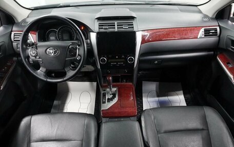 Toyota Camry, 2013 год, 1 890 000 рублей, 9 фотография