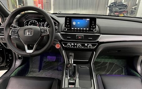 Honda Inspire, 2021 год, 2 250 000 рублей, 13 фотография