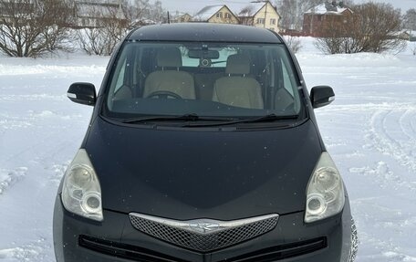 Toyota Ractis I, 2010 год, 811 000 рублей, 15 фотография