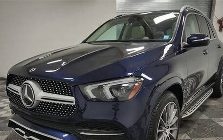 Mercedes-Benz GLE, 2022 год, 5 600 000 рублей, 3 фотография