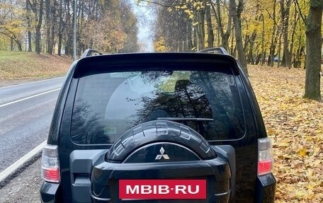 Mitsubishi Pajero IV, 2014 год, 2 700 000 рублей, 5 фотография