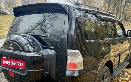 Mitsubishi Pajero IV, 2014 год, 2 700 000 рублей, 4 фотография