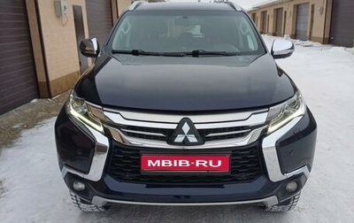 Mitsubishi Pajero Sport III рестайлинг, 2018 год, 3 600 000 рублей, 1 фотография