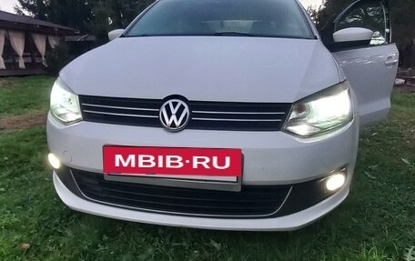 Volkswagen Polo VI (EU Market), 2012 год, 1 050 000 рублей, 10 фотография