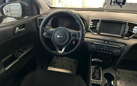 KIA Sportage IV рестайлинг, 2017 год, 2 299 000 рублей, 14 фотография