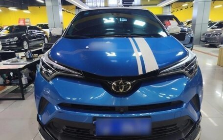 Toyota C-HR I рестайлинг, 2020 год, 1 870 000 рублей, 2 фотография