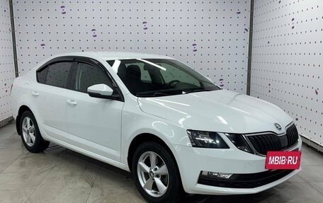 Skoda Octavia, 2018 год, 1 305 000 рублей, 3 фотография