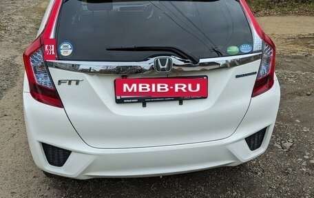 Honda Fit III, 2016 год, 1 350 000 рублей, 4 фотография