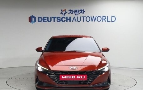 Hyundai Avante, 2021 год, 2 370 000 рублей, 2 фотография