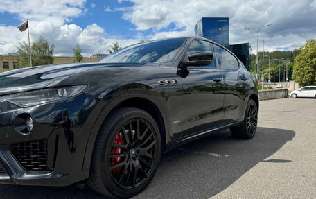 Maserati Levante I, 2021 год, 7 900 000 рублей, 3 фотография