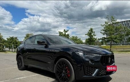 Maserati Levante I, 2021 год, 7 900 000 рублей, 4 фотография