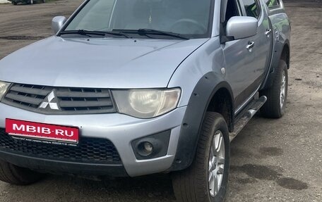 Mitsubishi L200 IV рестайлинг, 2010 год, 1 400 000 рублей, 5 фотография