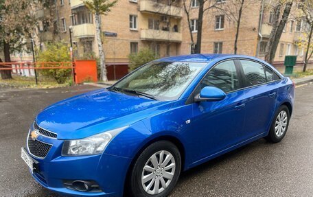 Chevrolet Cruze II, 2011 год, 760 000 рублей, 2 фотография