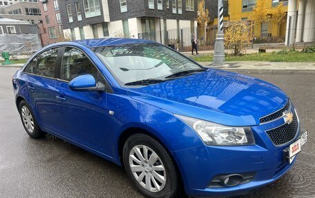 Chevrolet Cruze II, 2011 год, 760 000 рублей, 3 фотография