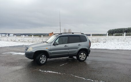 Chevrolet Niva I рестайлинг, 2010 год, 566 666 рублей, 21 фотография