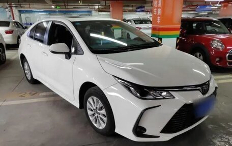 Toyota Corolla, 2021 год, 1 360 000 рублей, 3 фотография