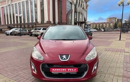 Peugeot 308 II, 2011 год, 520 000 рублей, 2 фотография