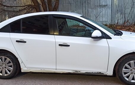 Chevrolet Cruze II, 2013 год, 700 000 рублей, 10 фотография