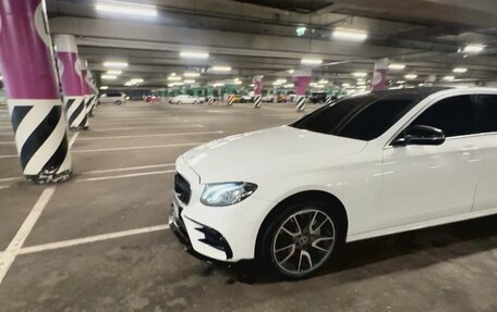 Mercedes-Benz E-Класс, 2019 год, 2 999 999 рублей, 3 фотография