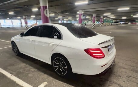 Mercedes-Benz E-Класс, 2019 год, 2 999 999 рублей, 5 фотография