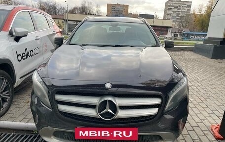 Mercedes-Benz GLA, 2015 год, 1 890 000 рублей, 2 фотография