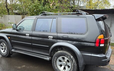 Mitsubishi Pajero Sport II рестайлинг, 2001 год, 725 000 рублей, 4 фотография