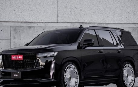 Cadillac Escalade V, 2022 год, 18 000 000 рублей, 6 фотография