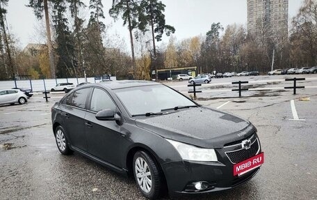 Chevrolet Cruze II, 2011 год, 745 000 рублей, 2 фотография