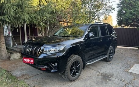 Toyota Land Cruiser Prado 150 рестайлинг 2, 2021 год, 6 950 000 рублей, 1 фотография