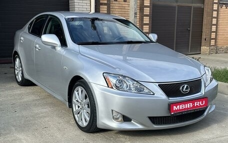 Lexus IS II рестайлинг 2, 2007 год, 1 570 000 рублей, 1 фотография