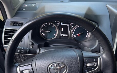 Toyota Land Cruiser Prado 150 рестайлинг 2, 2021 год, 6 950 000 рублей, 6 фотография