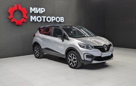 Renault Kaptur I рестайлинг, 2018 год, 1 700 000 рублей, 6 фотография