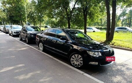 Skoda Superb III рестайлинг, 2013 год, 1 100 000 рублей, 2 фотография