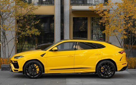 Lamborghini Urus I, 2020 год, 26 000 000 рублей, 11 фотография