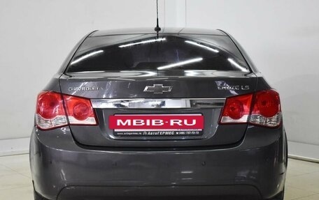 Chevrolet Cruze II, 2011 год, 875 000 рублей, 3 фотография