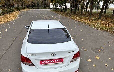 Hyundai Solaris II рестайлинг, 2011 год, 810 000 рублей, 10 фотография