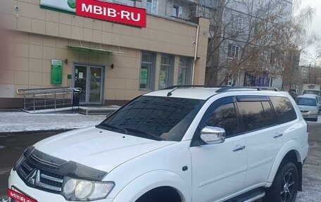 Mitsubishi Pajero Sport II рестайлинг, 2014 год, 2 800 000 рублей, 6 фотография