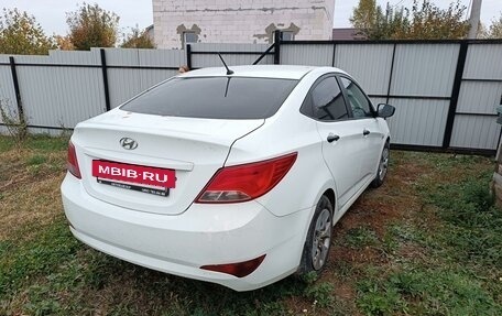 Hyundai Solaris II рестайлинг, 2016 год, 730 000 рублей, 4 фотография