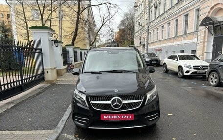 Mercedes-Benz V-Класс, 2019 год, 6 200 000 рублей, 5 фотография