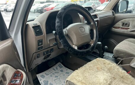 Toyota Land Cruiser Prado 90 рестайлинг, 2001 год, 1 779 000 рублей, 10 фотография