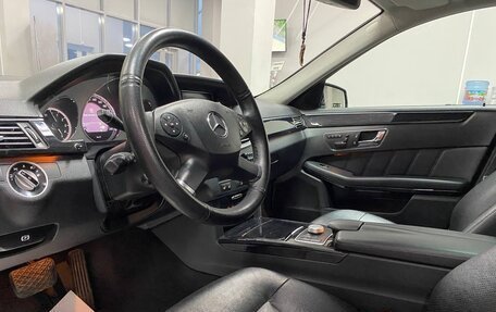 Mercedes-Benz E-Класс, 2010 год, 1 850 000 рублей, 9 фотография