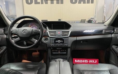 Mercedes-Benz E-Класс, 2010 год, 1 850 000 рублей, 10 фотография