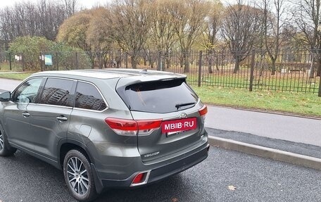 Toyota Highlander III, 2018 год, 3 290 000 рублей, 3 фотография